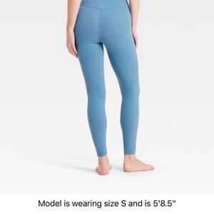 All in Motion Women's Sky Blue Leggings